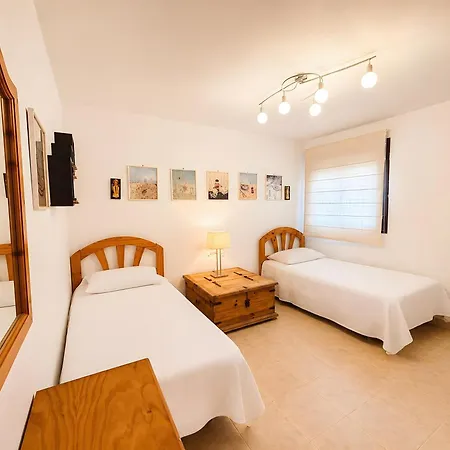 2 Bedroom Apartment Callao Salvaje