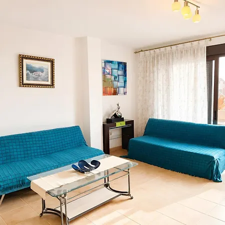 2 Bedroom Apartment *